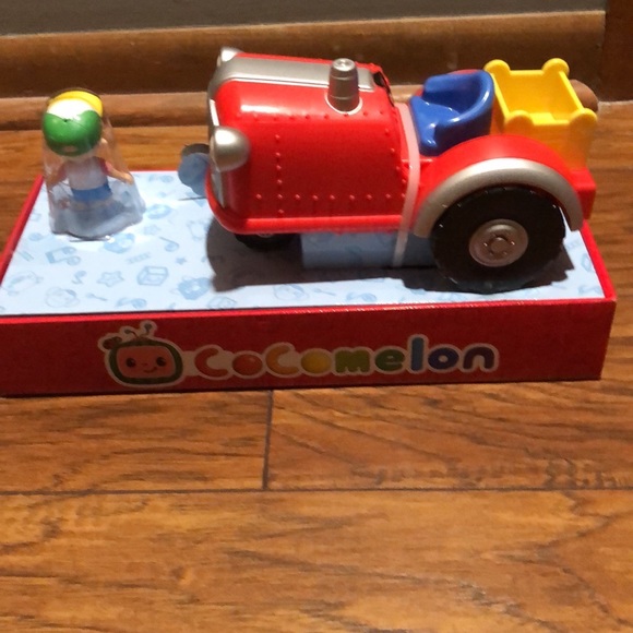 COCOMELON Other - BRAND NEW COCOMELON TRACTOR MUSIC! NIB! SMOKE FREE HOME!